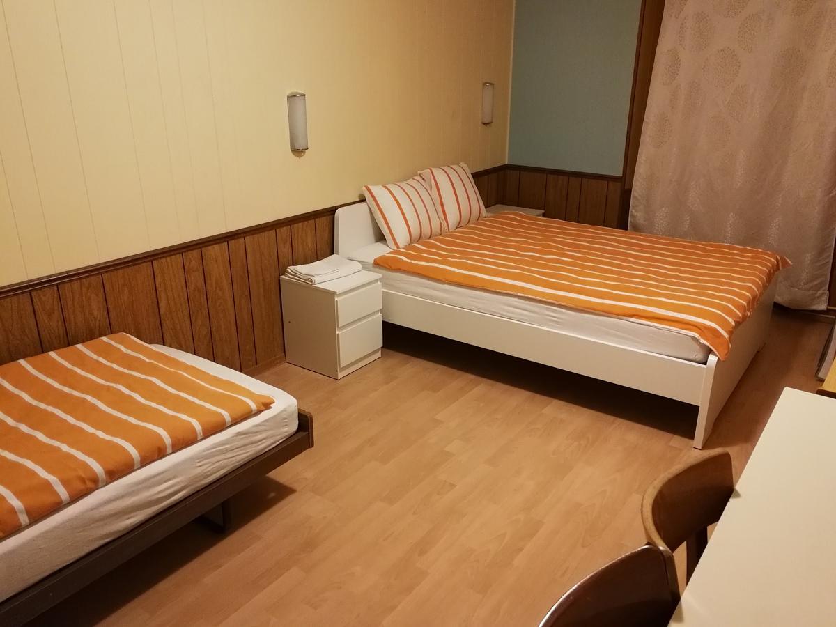 Hotel De L'Ours Vuiteboeuf Εξωτερικό φωτογραφία
